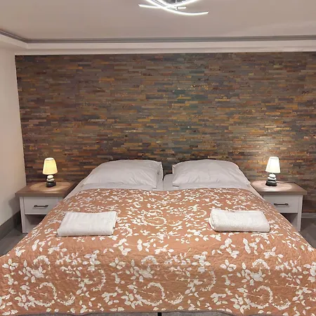 Apartamenty Nexo شقة فندقية 3*